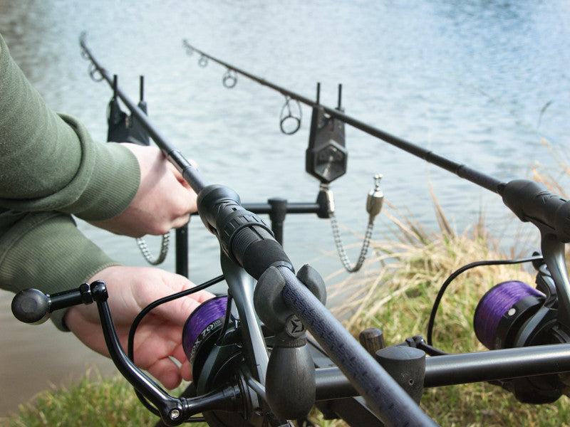 DELPHIN Corsa Black   360 Cm  3Lbs